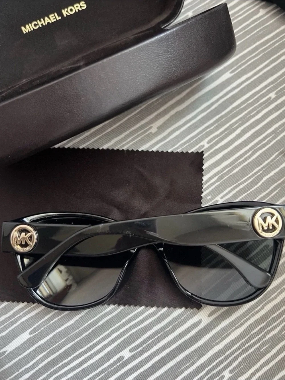 Michael Kors Vivian Black Prescription Eye Women’s Sunglasses w/ Case & Cloth